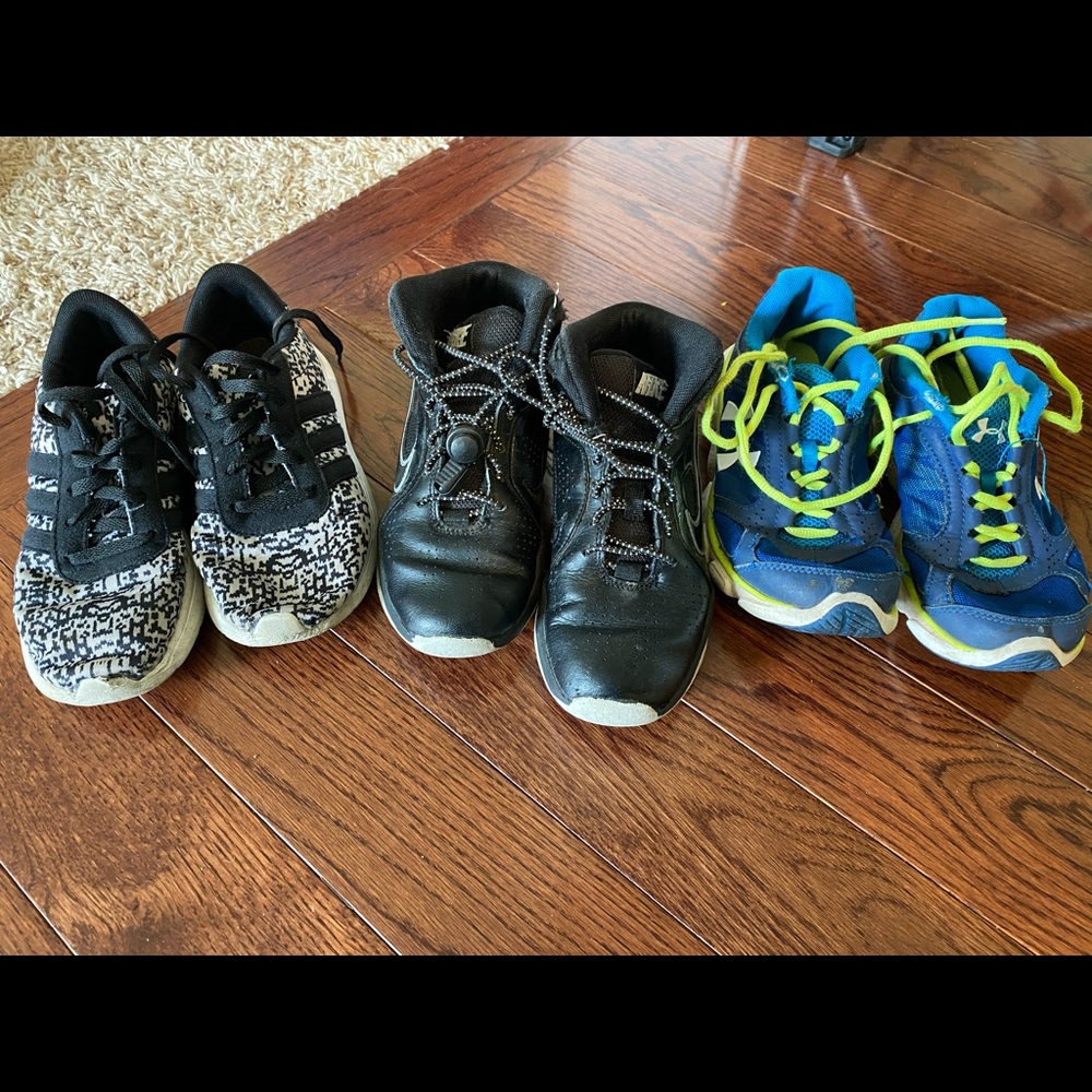 Boys sneakers